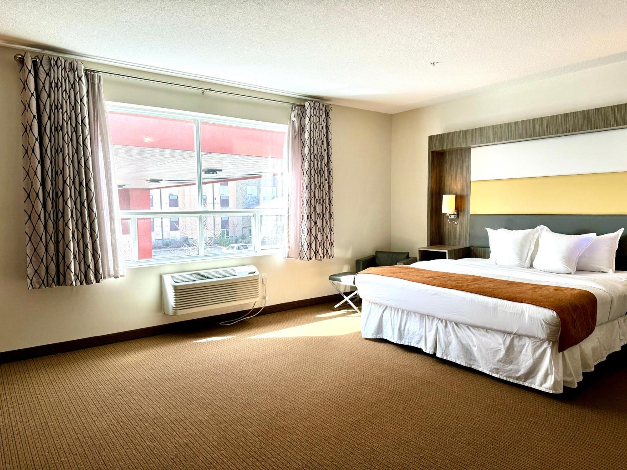 Southfort Inn Fort Saskatchewan Luaran gambar