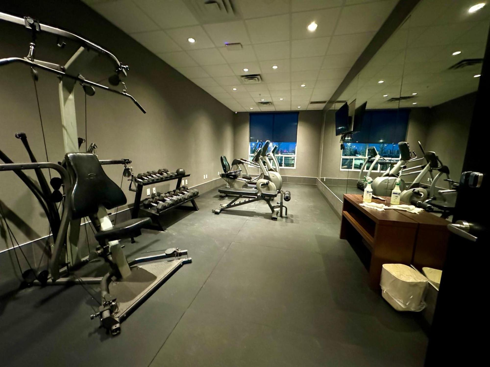 Southfort Inn Fort Saskatchewan Luaran gambar