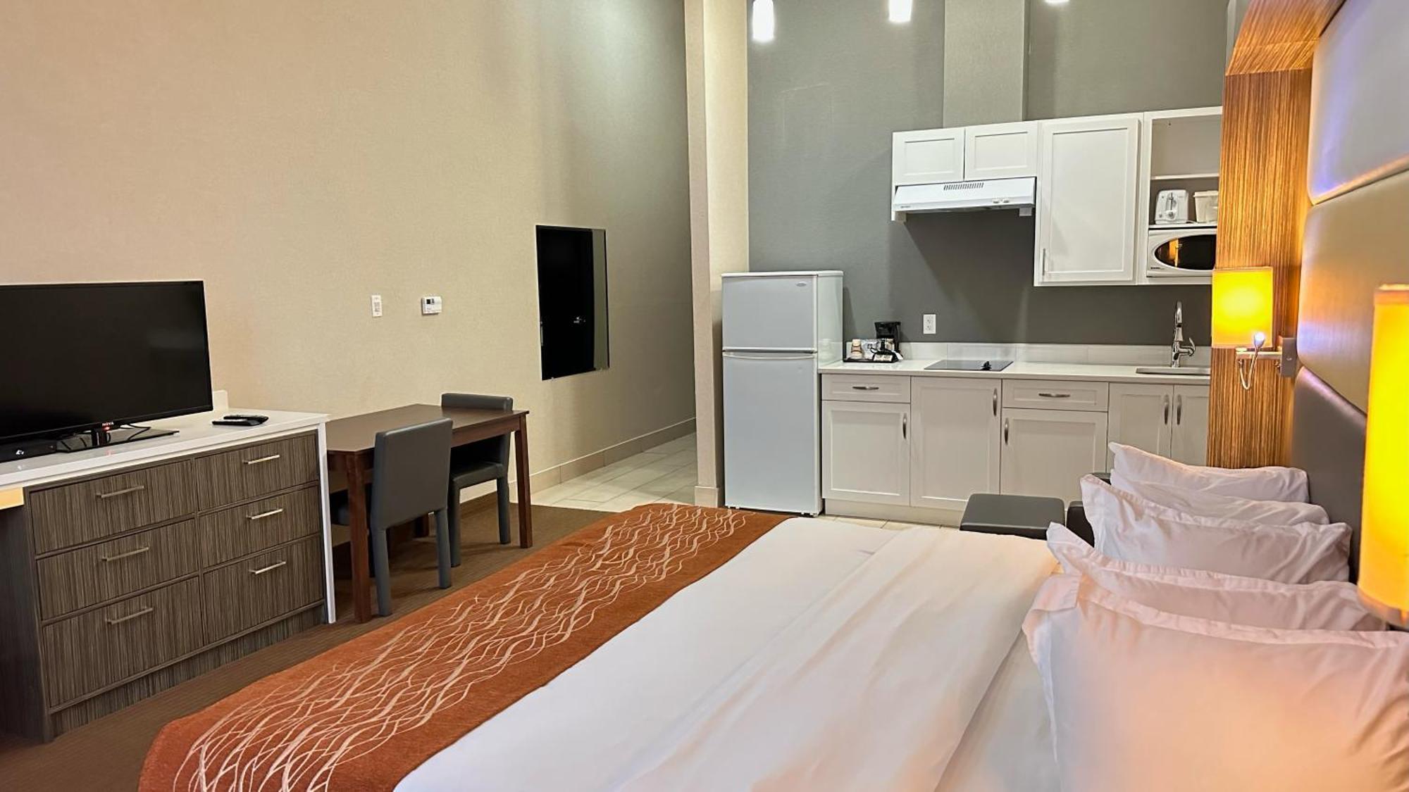 Southfort Inn Fort Saskatchewan Luaran gambar