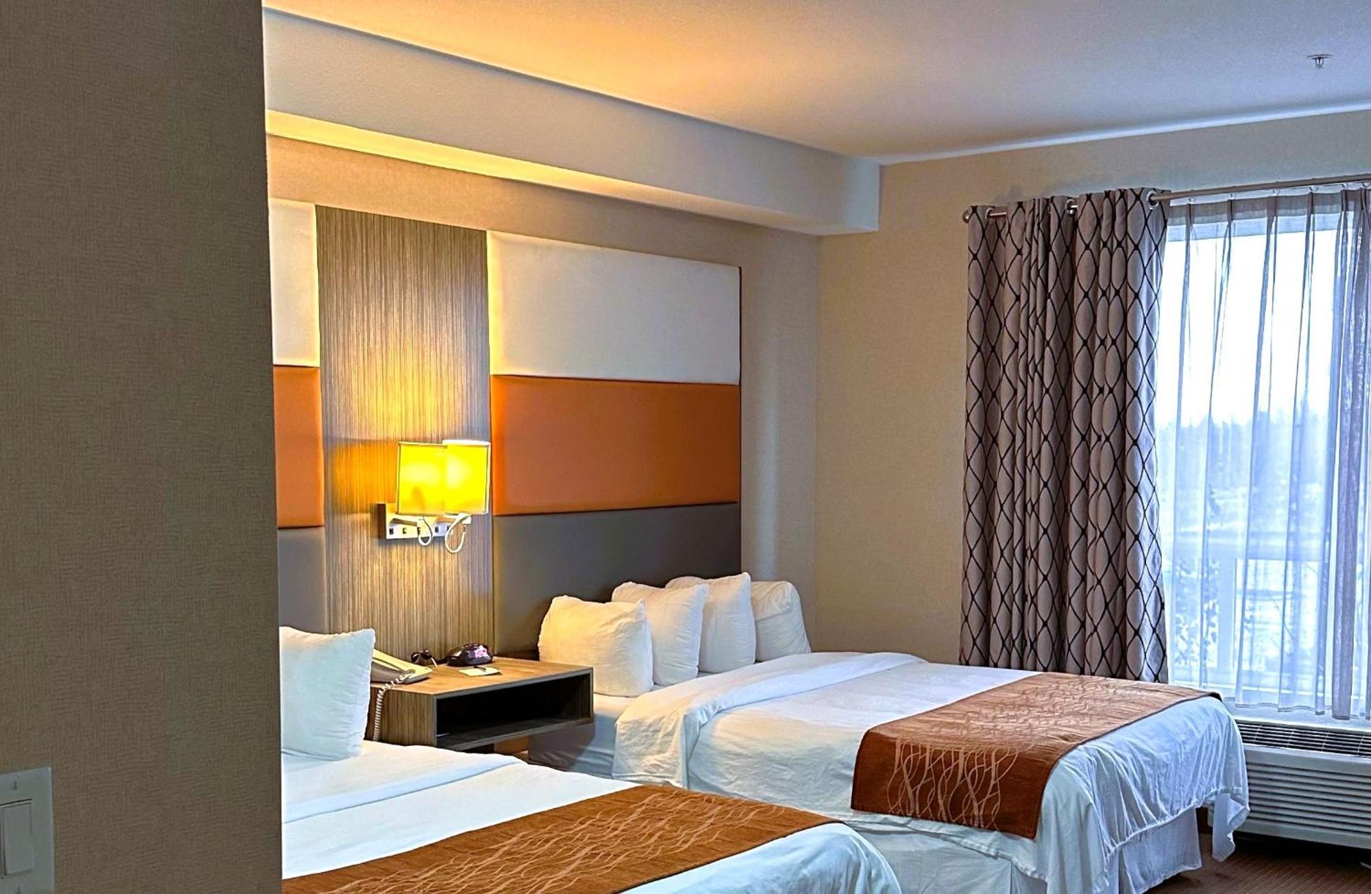 Southfort Inn Fort Saskatchewan Luaran gambar